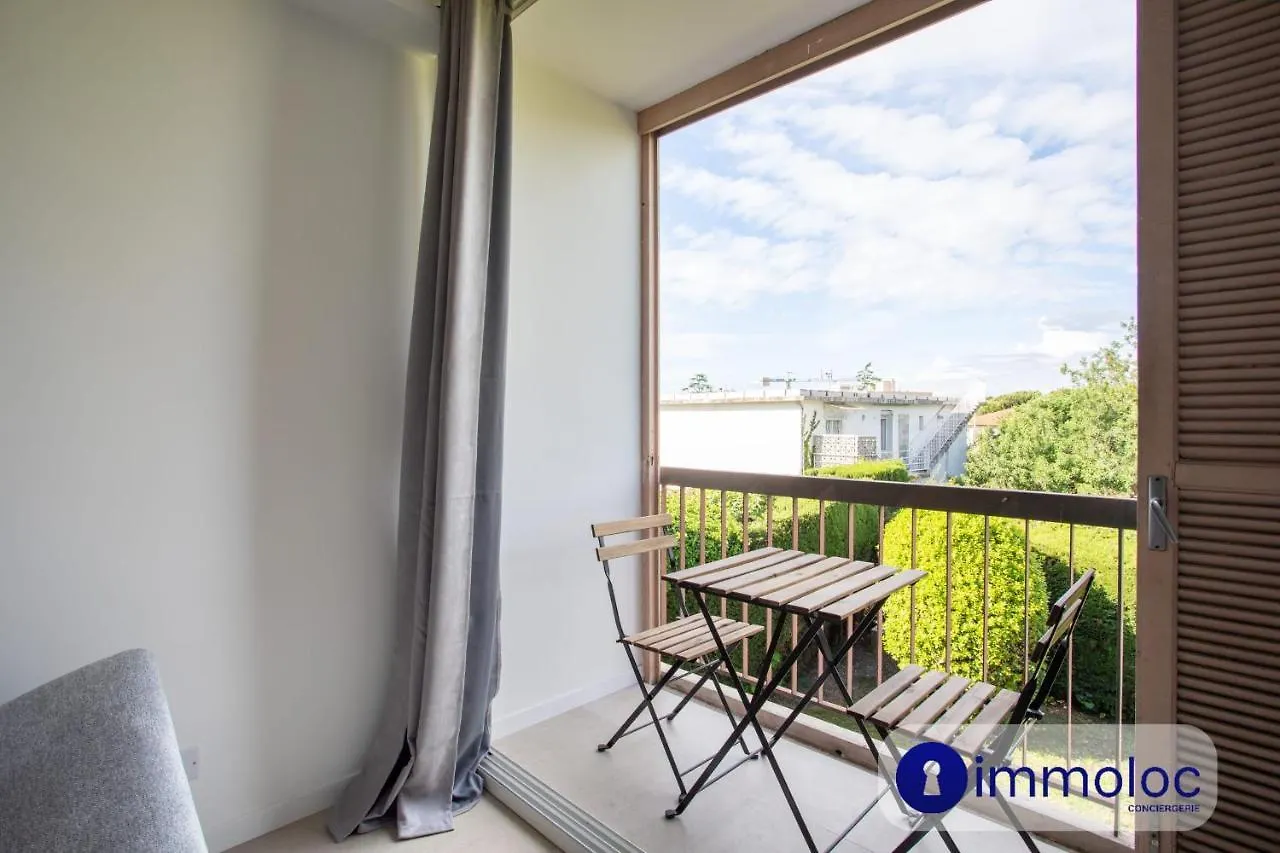Air-Conditioned Studio 5 Minutes From The Beach And Shops 크로-드-카뉴 0*,  프랑스